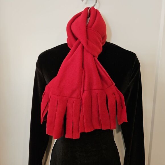 Red Fleece Scarf Unisex - Picture 3 of 3